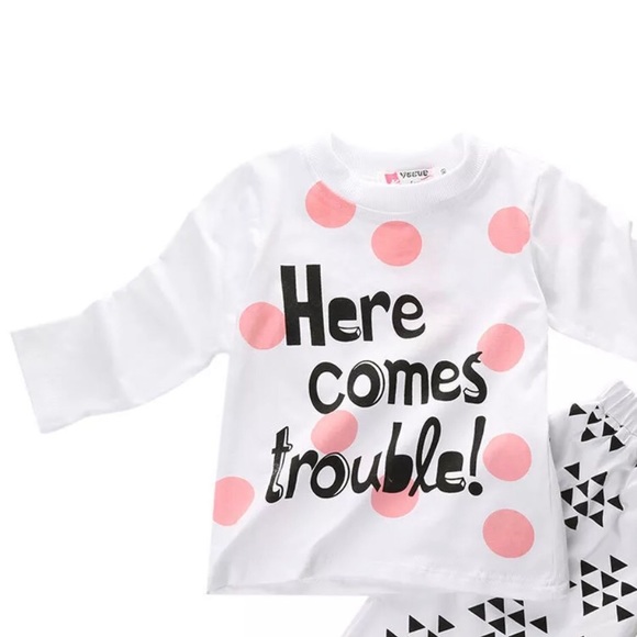 NWT Sweet two piece outfit very soft - Picture 3 of 6